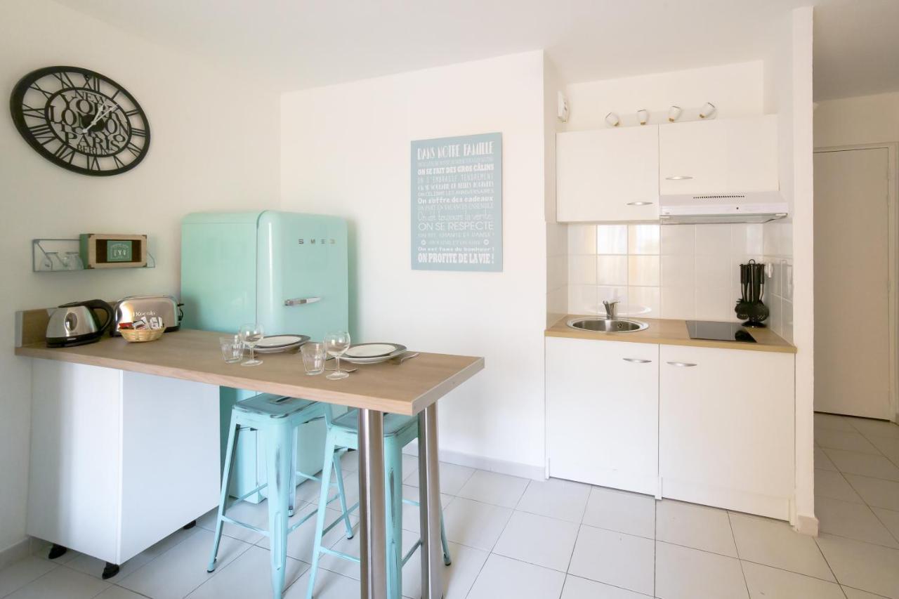 Appartamento #17 Sixties Du Port Ac 10mins Walk To Old Town & Port